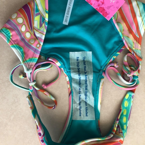 SWIM - Picture 4 of 4